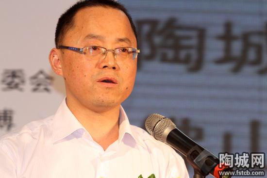 全国建筑卫生陶瓷标准化技术委员会秘书长   王博先生