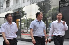 长葛市人民政府副市长范耀江来园参观