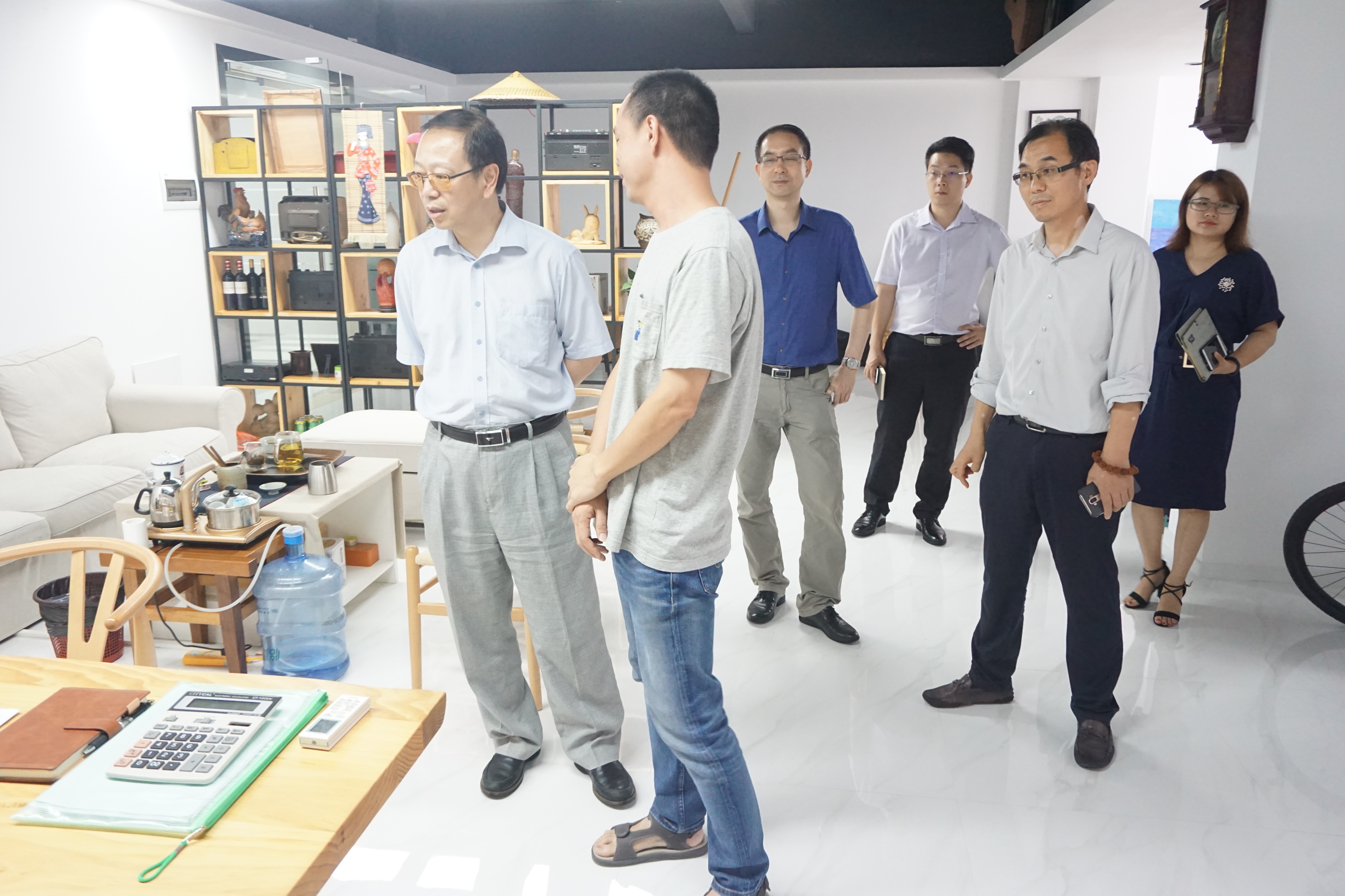 佛山市委统战部到新媒体产业园实地考察