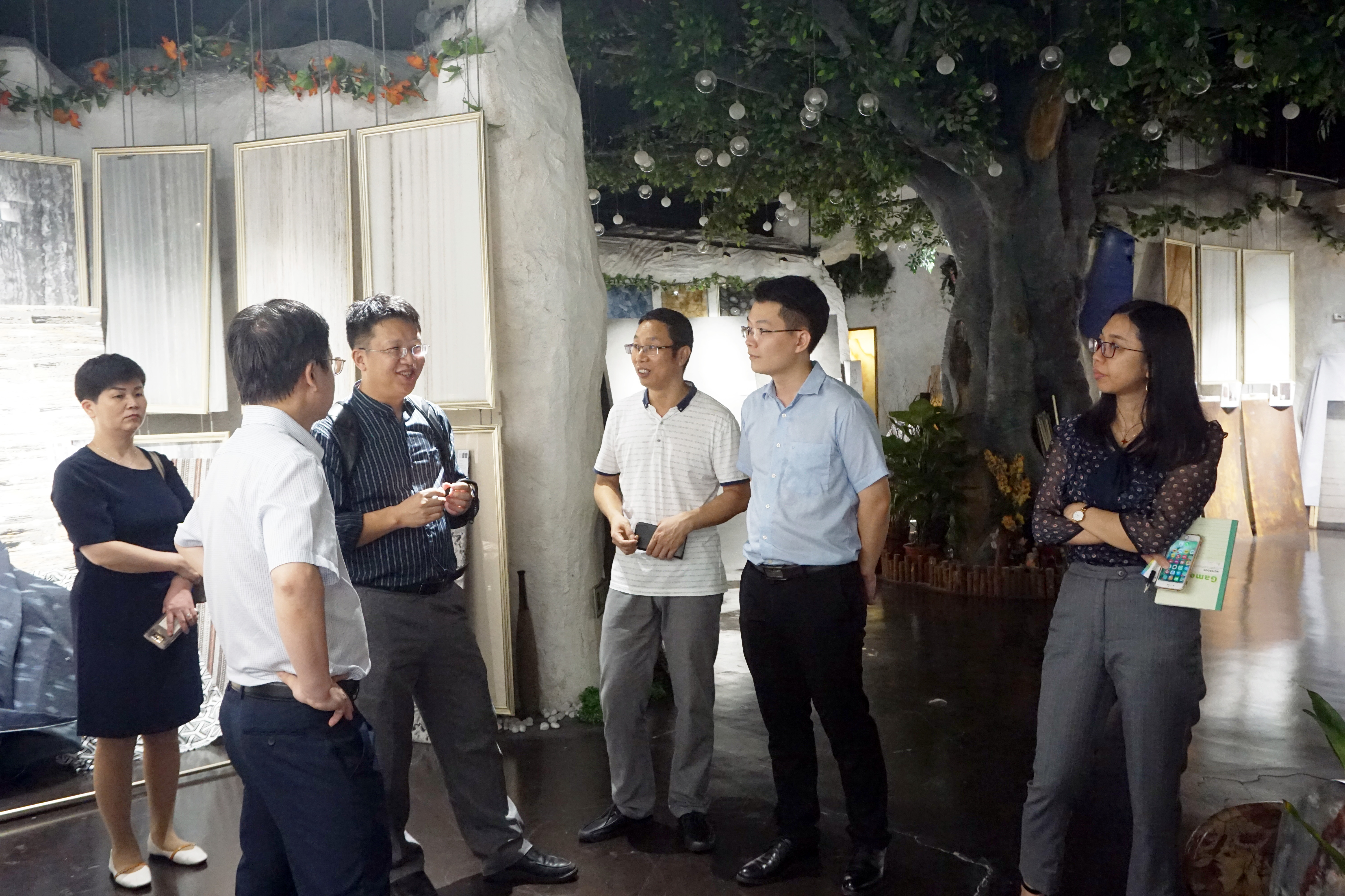 粤港澳大湾区生产力促进服务联盟到新媒体产业园调研