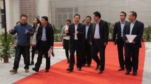 中国先进储能材料研究中心参观新媒体产业园